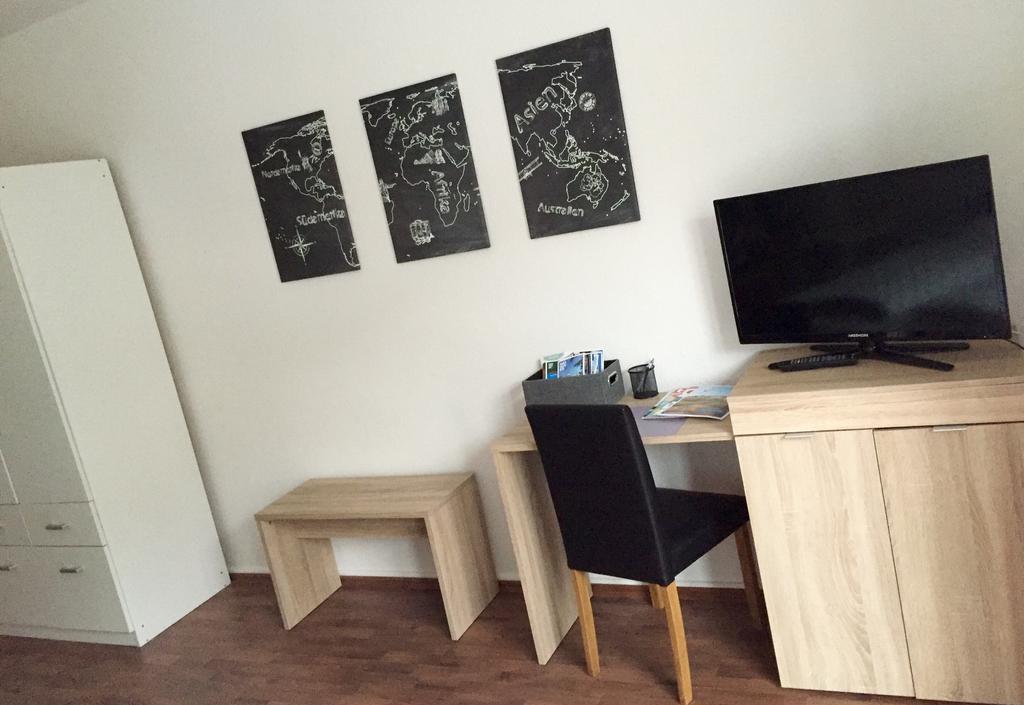 Apartment H50 Hannover Buitenkant foto
